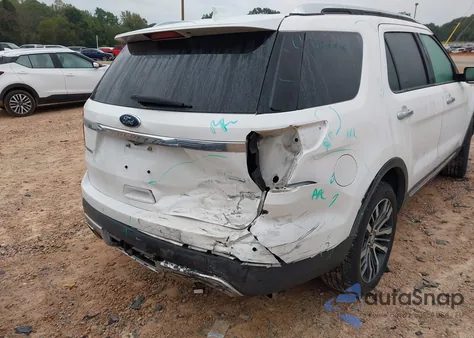 2017 Ford Explorer Platinum z USA, uszkodzony, nr VIN 1FM5K8HT0HGC59860